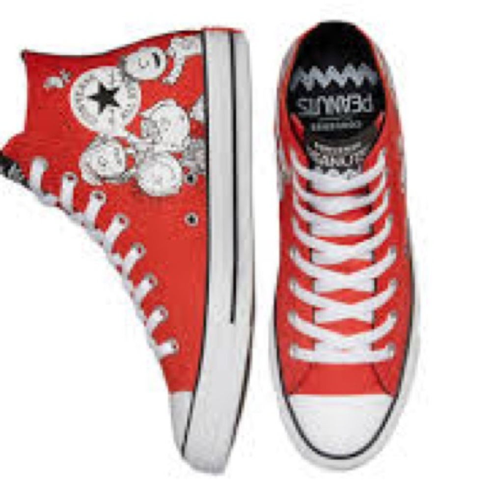 Converse Peanuts x Converse Chuck Taylor All Star Kids Hightop Sneakers Size 1